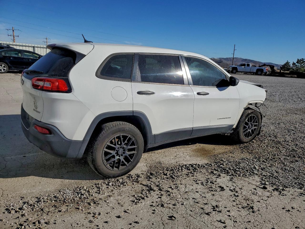 2017 Jeep Cherokee Sport - Image 3