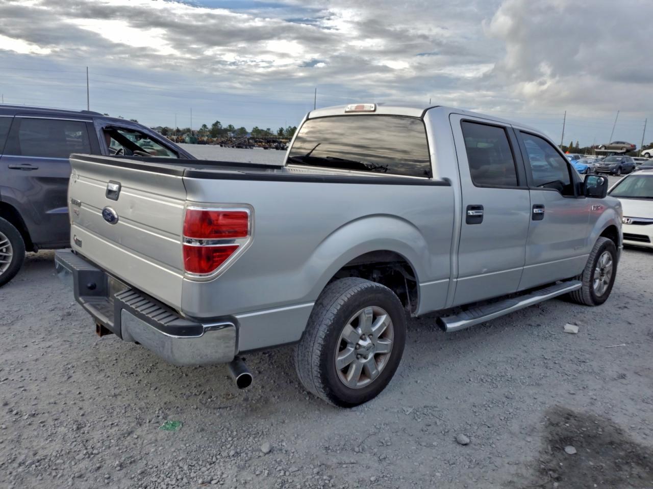2013 Ford F150 Supercrew - Image 3