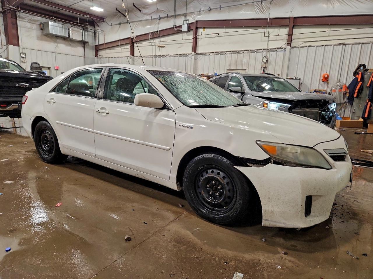 2011 Toyota Camry Hybrid Base - Image 4