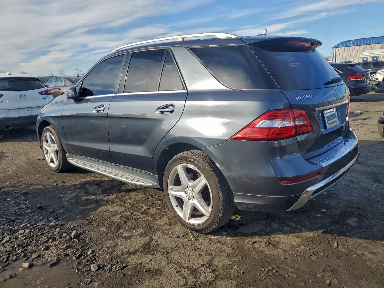 2013 Mercedes-Benz Ml 550 4Matic - Image 2