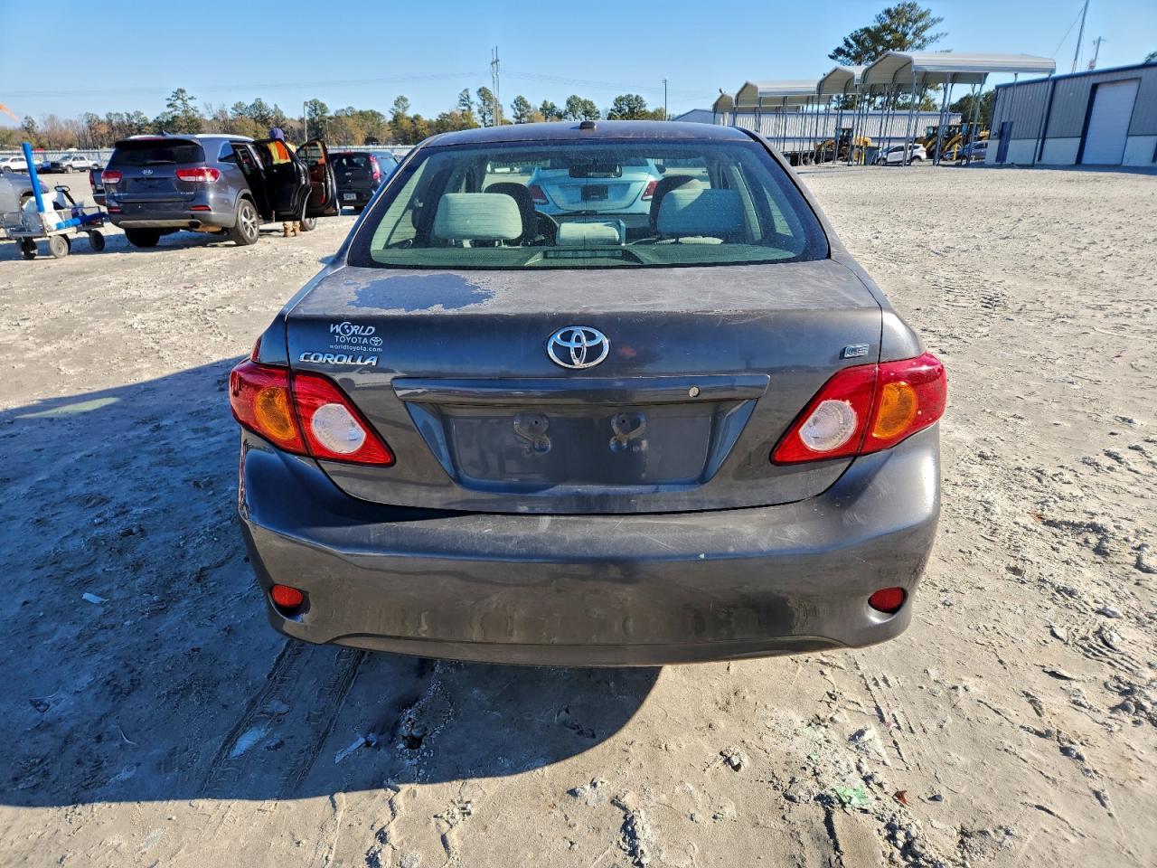 2010 Toyota Corolla Base - Фото 6