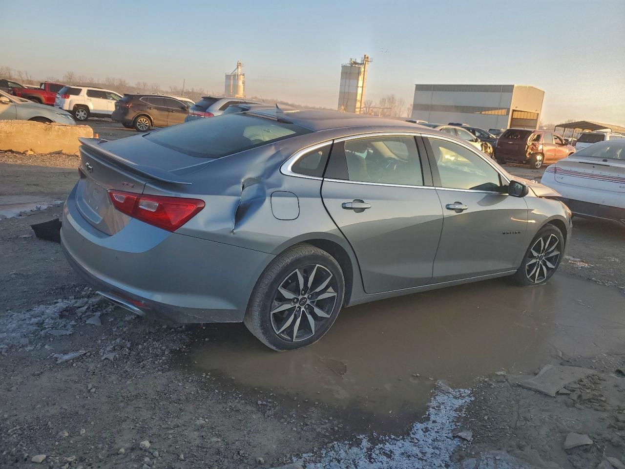 2024 Chevrolet Malibu Rs - Image 3