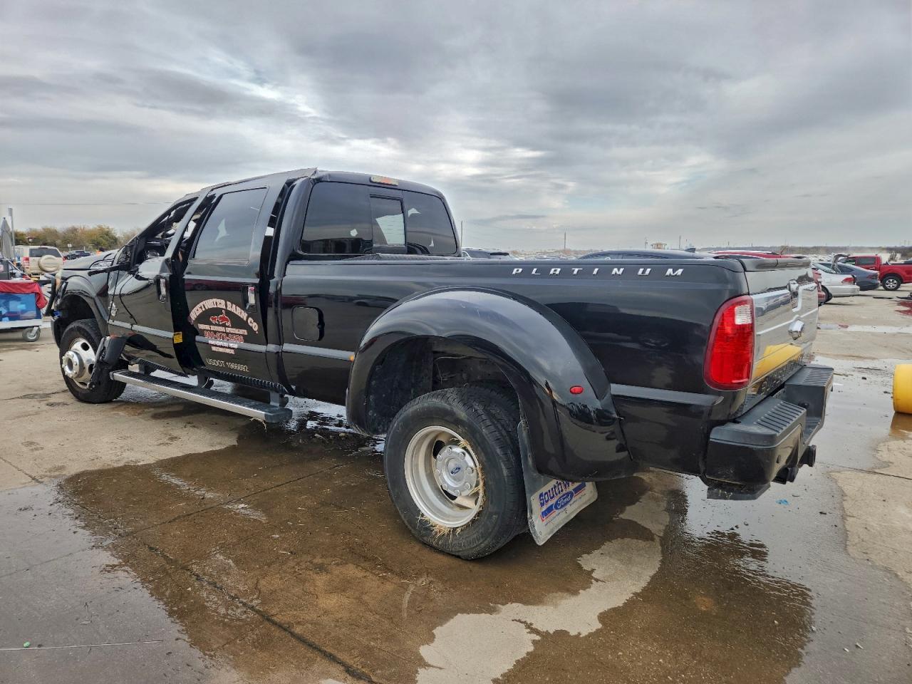 2016 Ford F350 Super Duty - Image 2