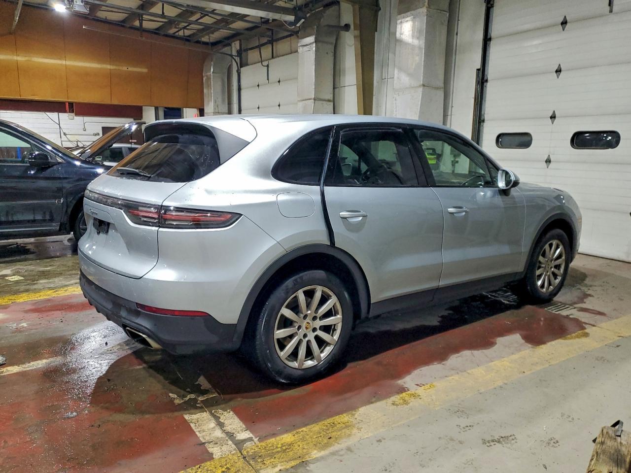 2023 Porsche Cayenne Base - Фото 3