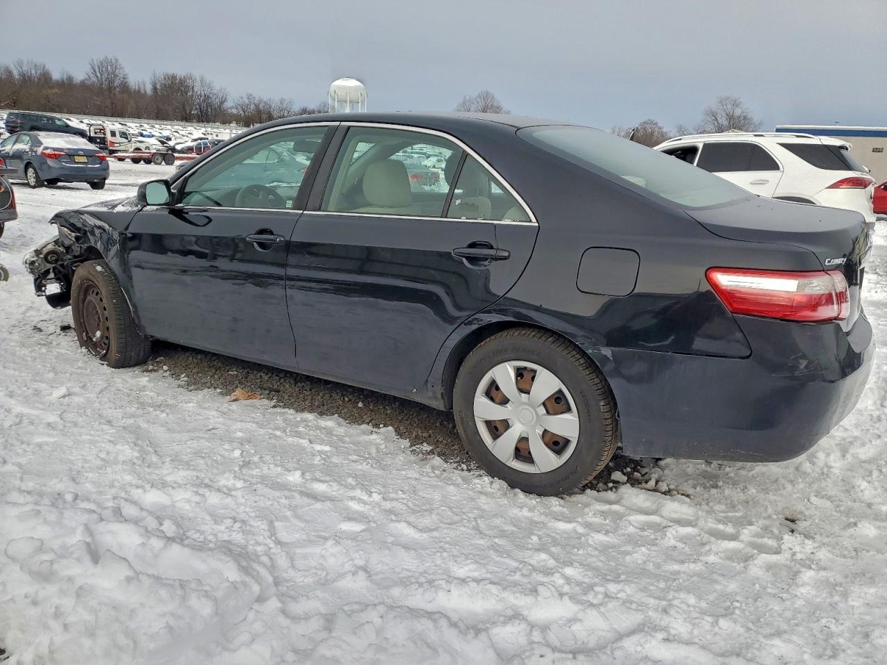 2009 Toyota Camry Base - Фото 2
