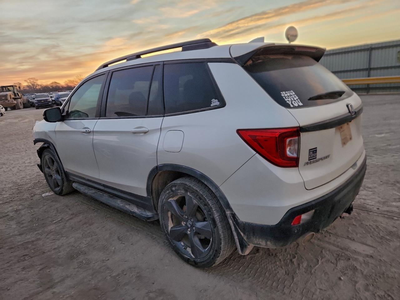 2019 Honda Passport Touring - Фото 2