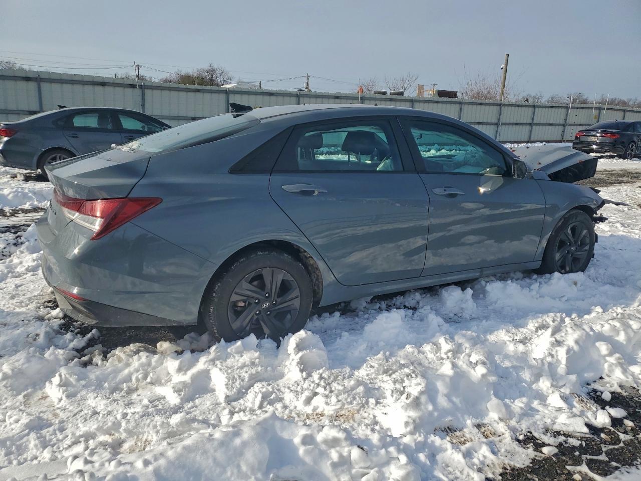 2022 Hyundai Elantra Sel - Фото 3