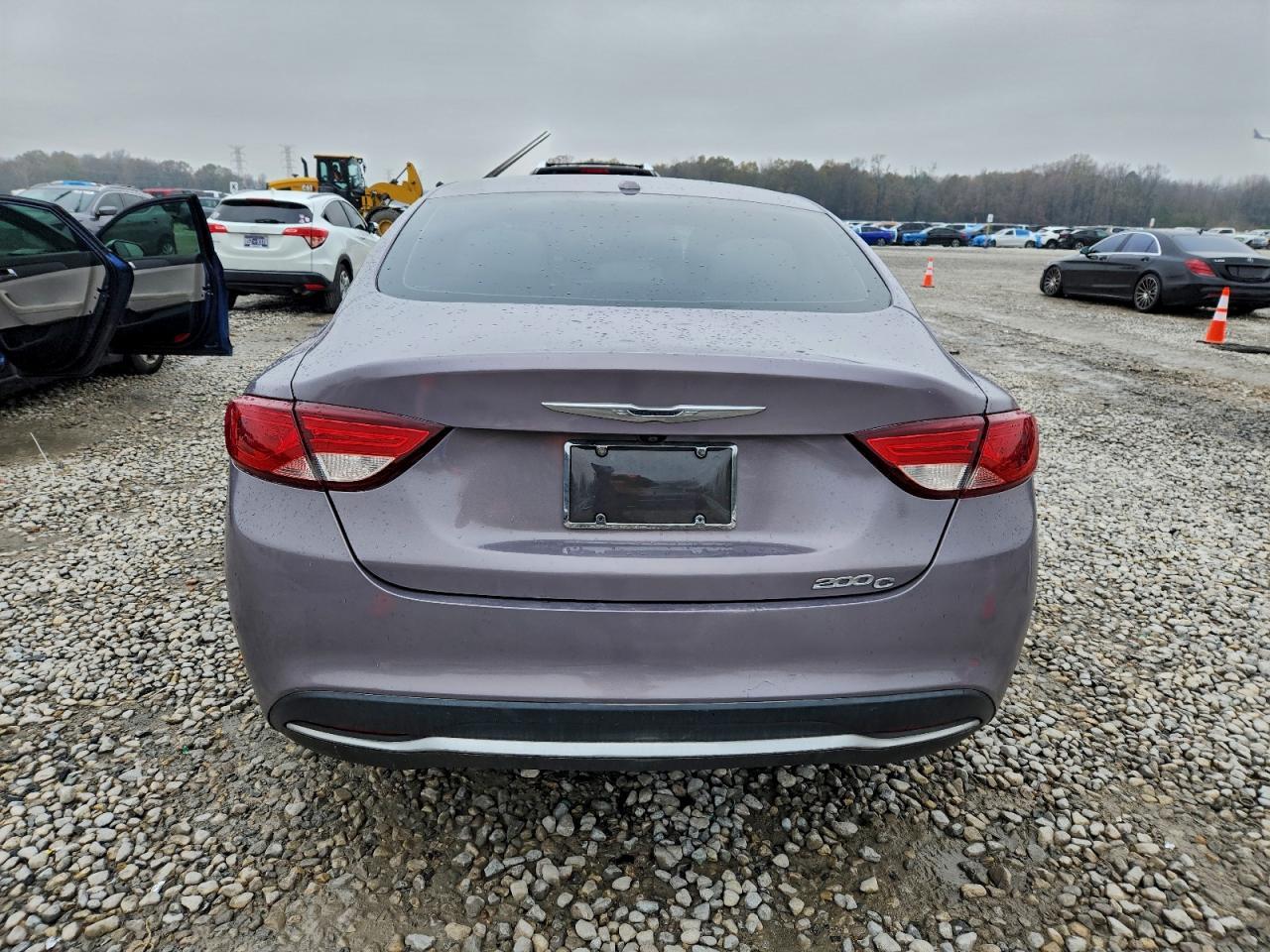 2015 Chrysler 200 C - Фото 6