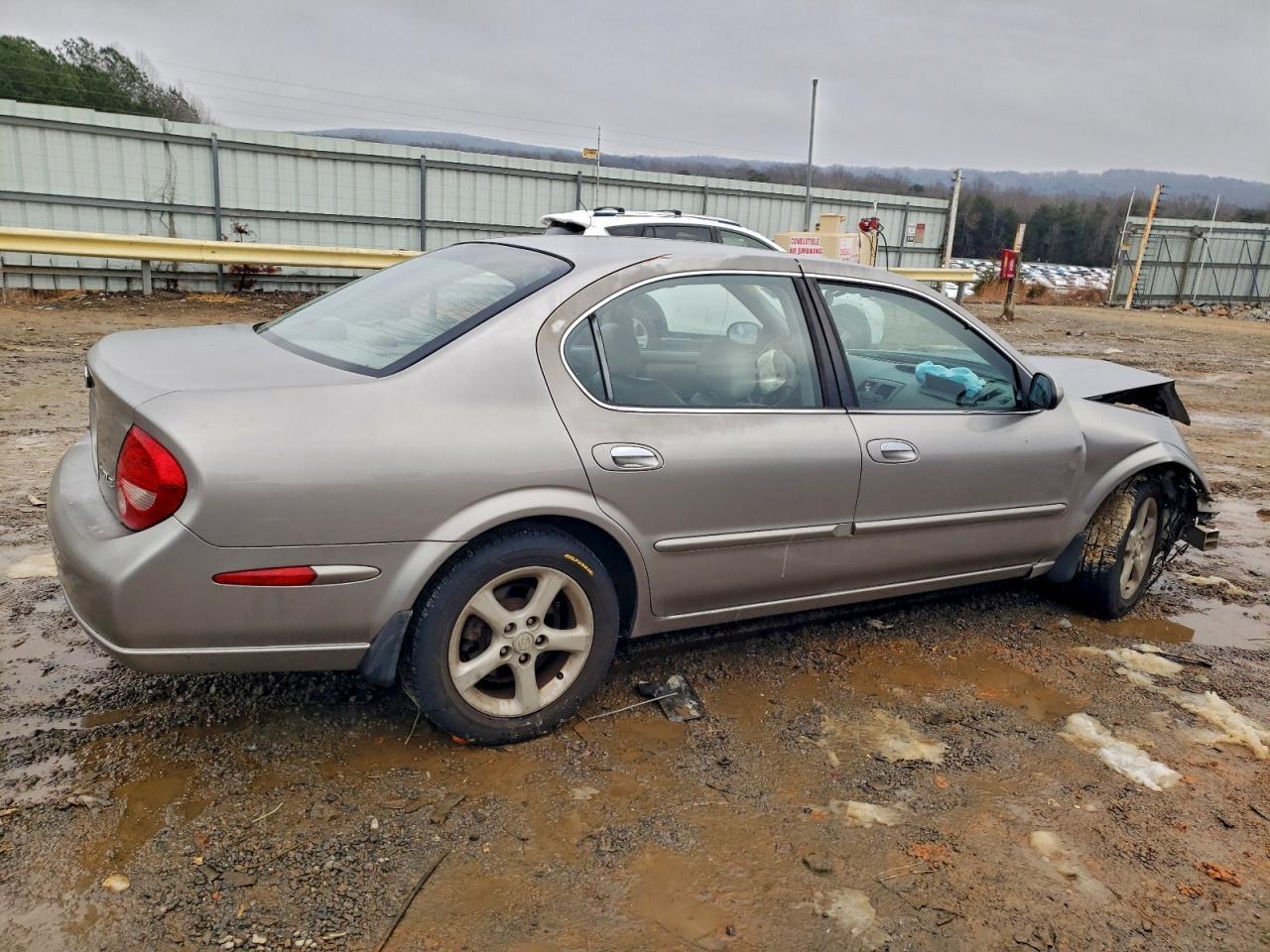2000 Nissan Maxima Gle - Фото 3
