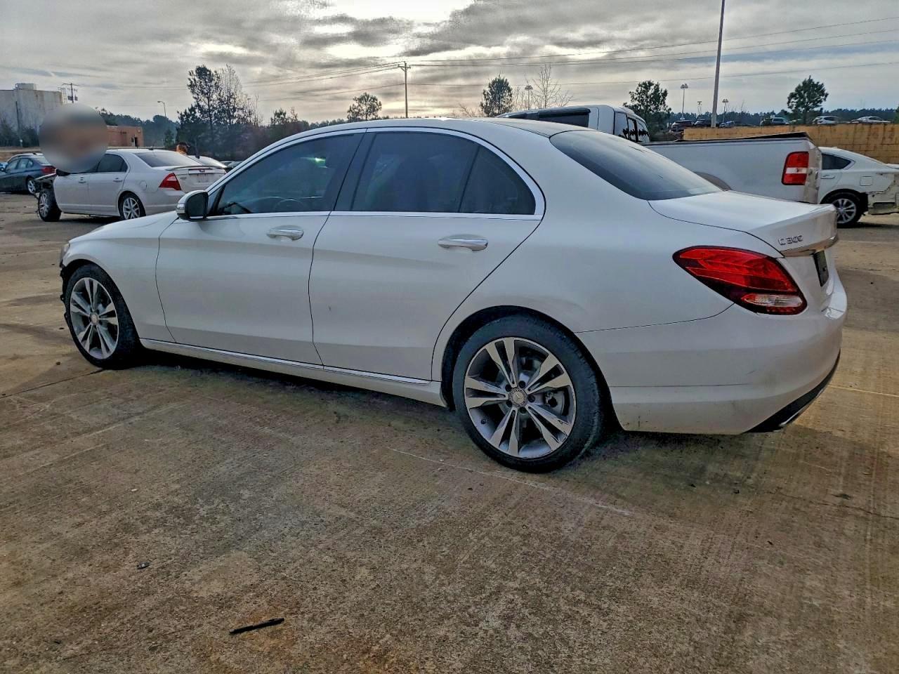 2015 Mercedes-Benz C 300 - Фото 2