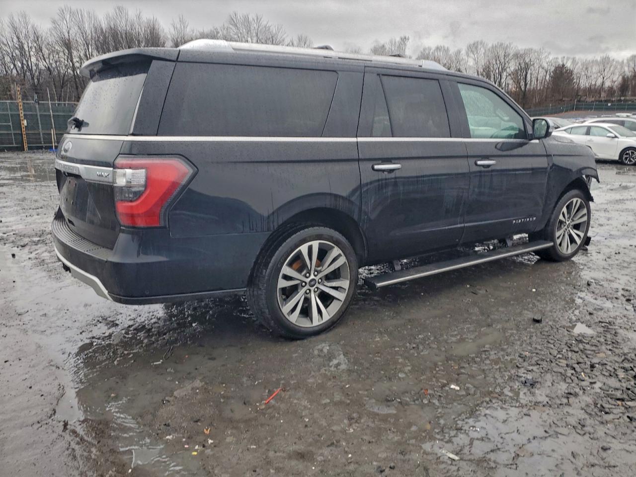 2021 Ford Expedition Max Platinum - Image 3