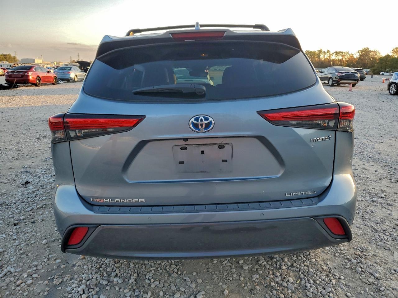 2023 Toyota Highlander Hybrid Limited - Фото 6