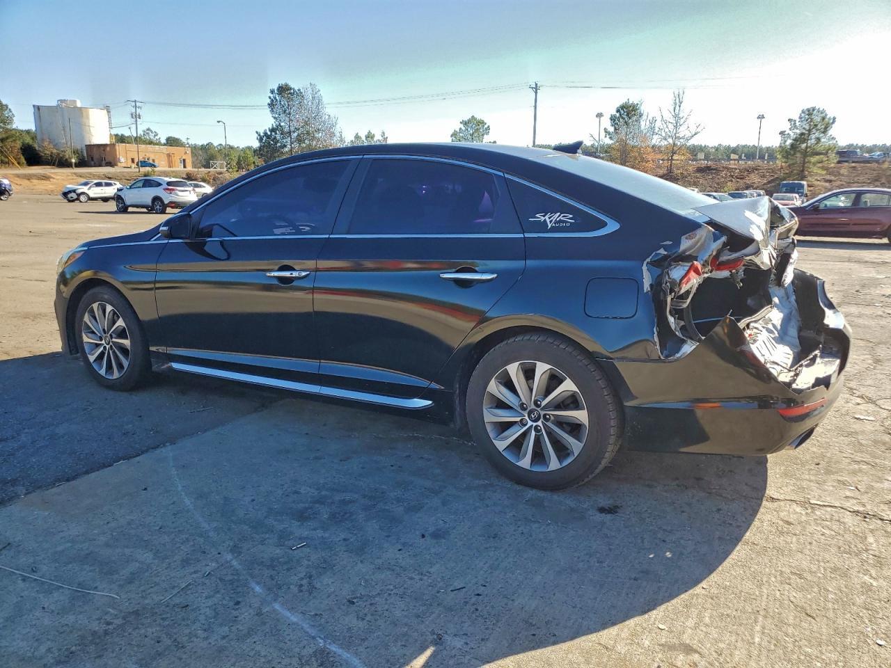 2017 Hyundai Sonata Sport - Image 2