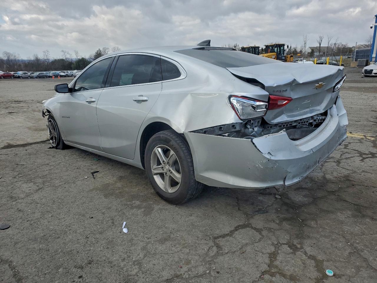 2020 Chevrolet Malibu Ls - Image 2