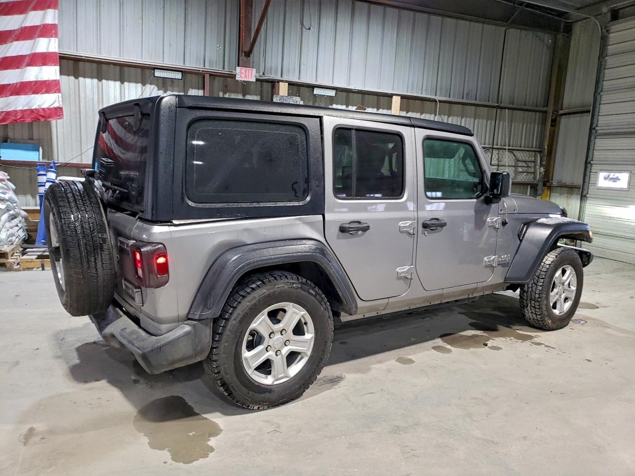 2020 Jeep Wrangler Unlimited Sport - Image 3