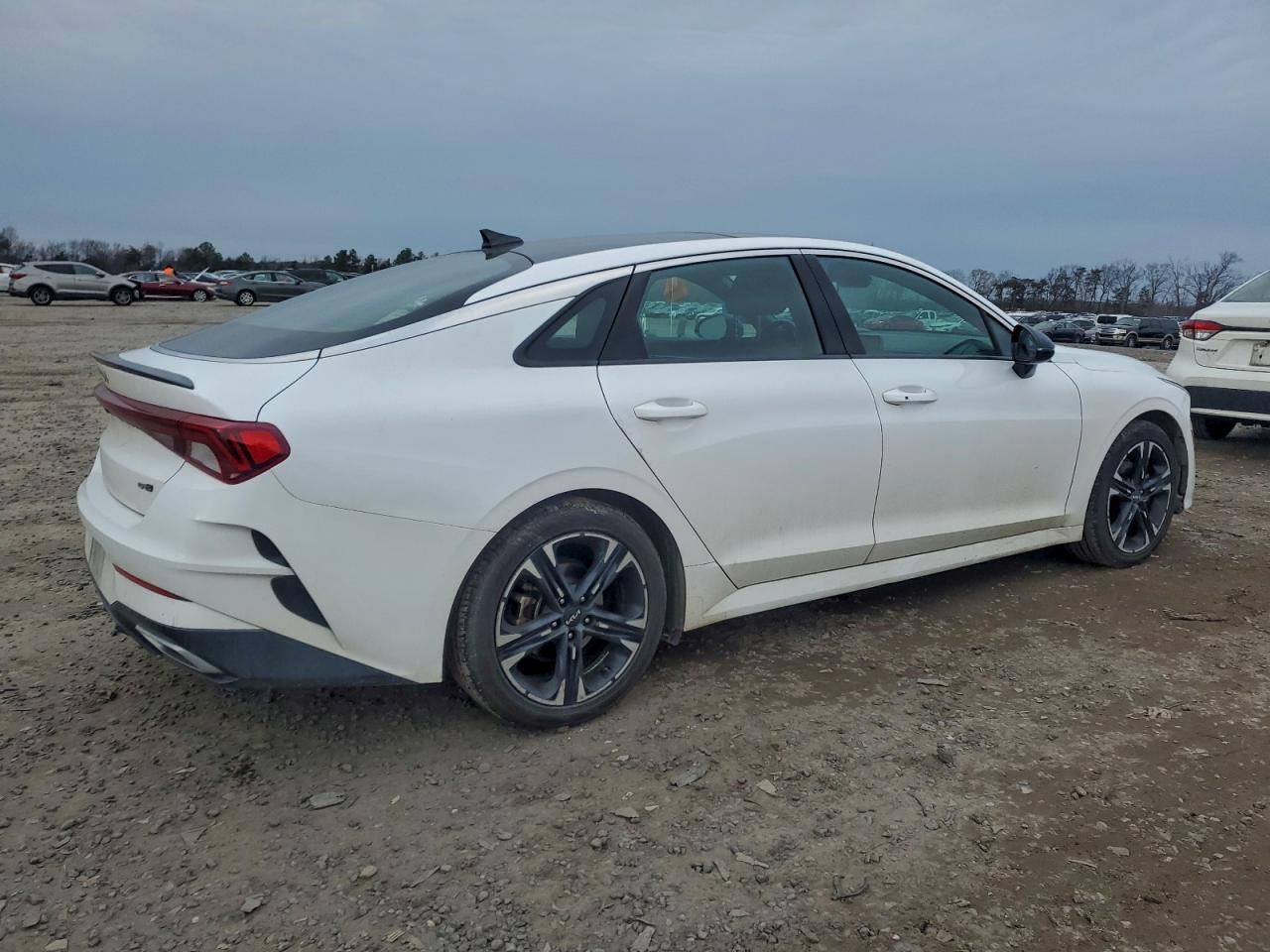 2022 Kia K5 Gt Line - Image 3