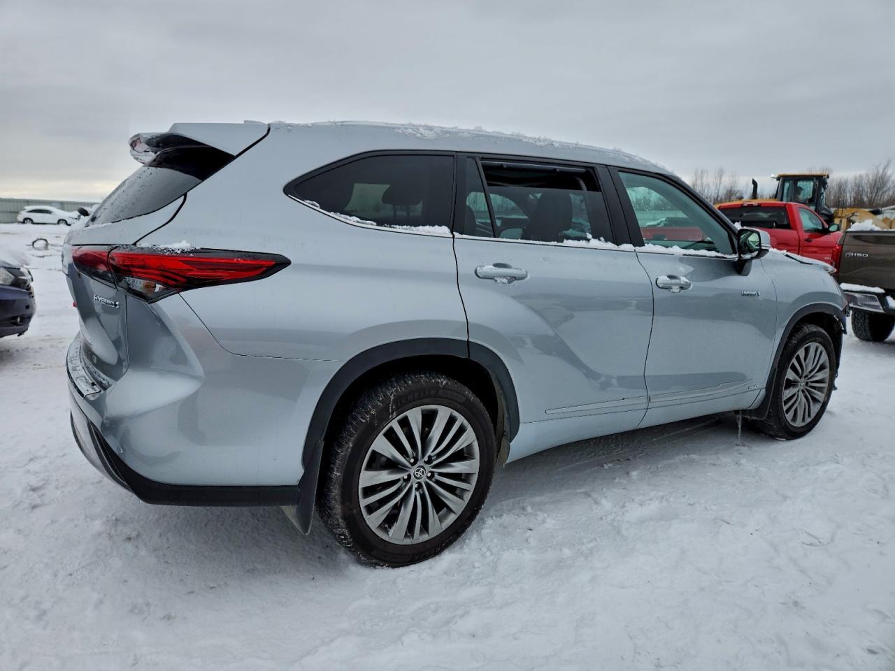 2021 Toyota Highlander Hybrid Platinum - Фото 3