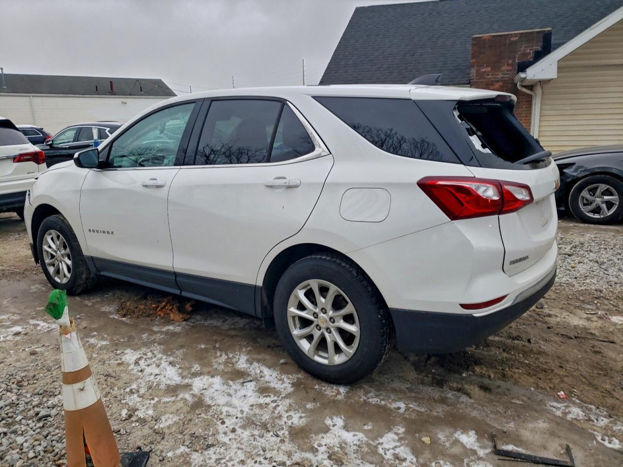 2019 Chevrolet Equinox Lt - Фото 2