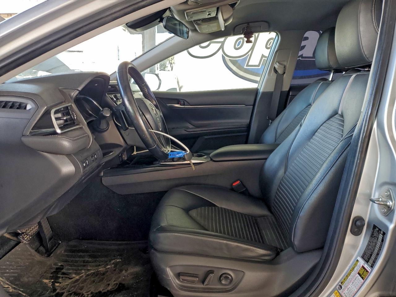 2018 Toyota Camry Se - Image 7