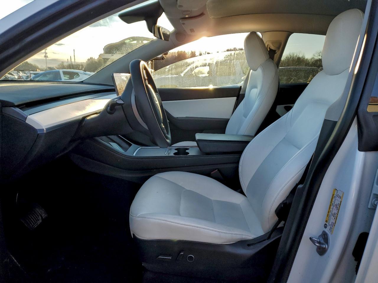 2021 Tesla Model Y - Image 7