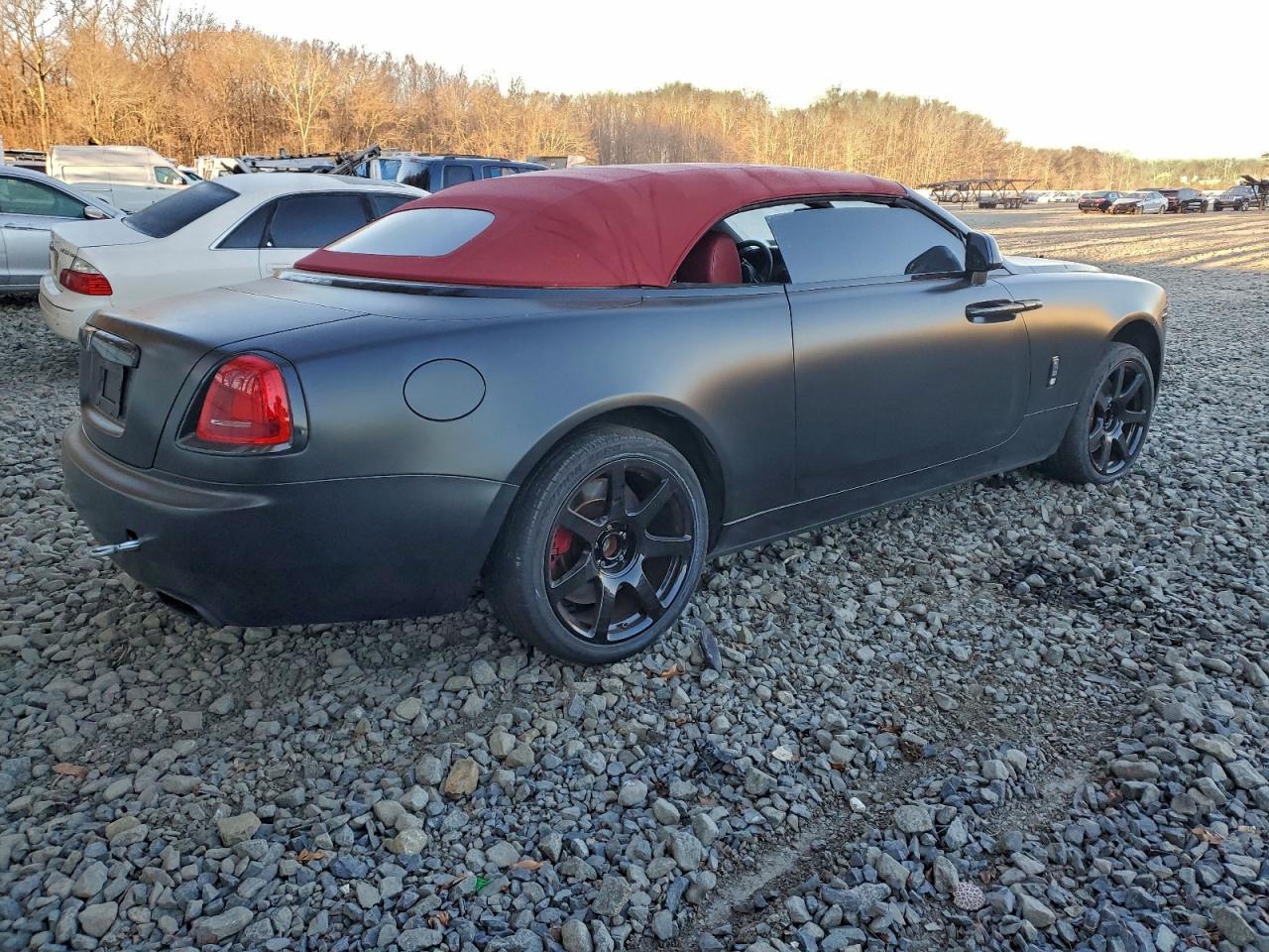 2017 Rolls-Royce Dawn - Фото 3