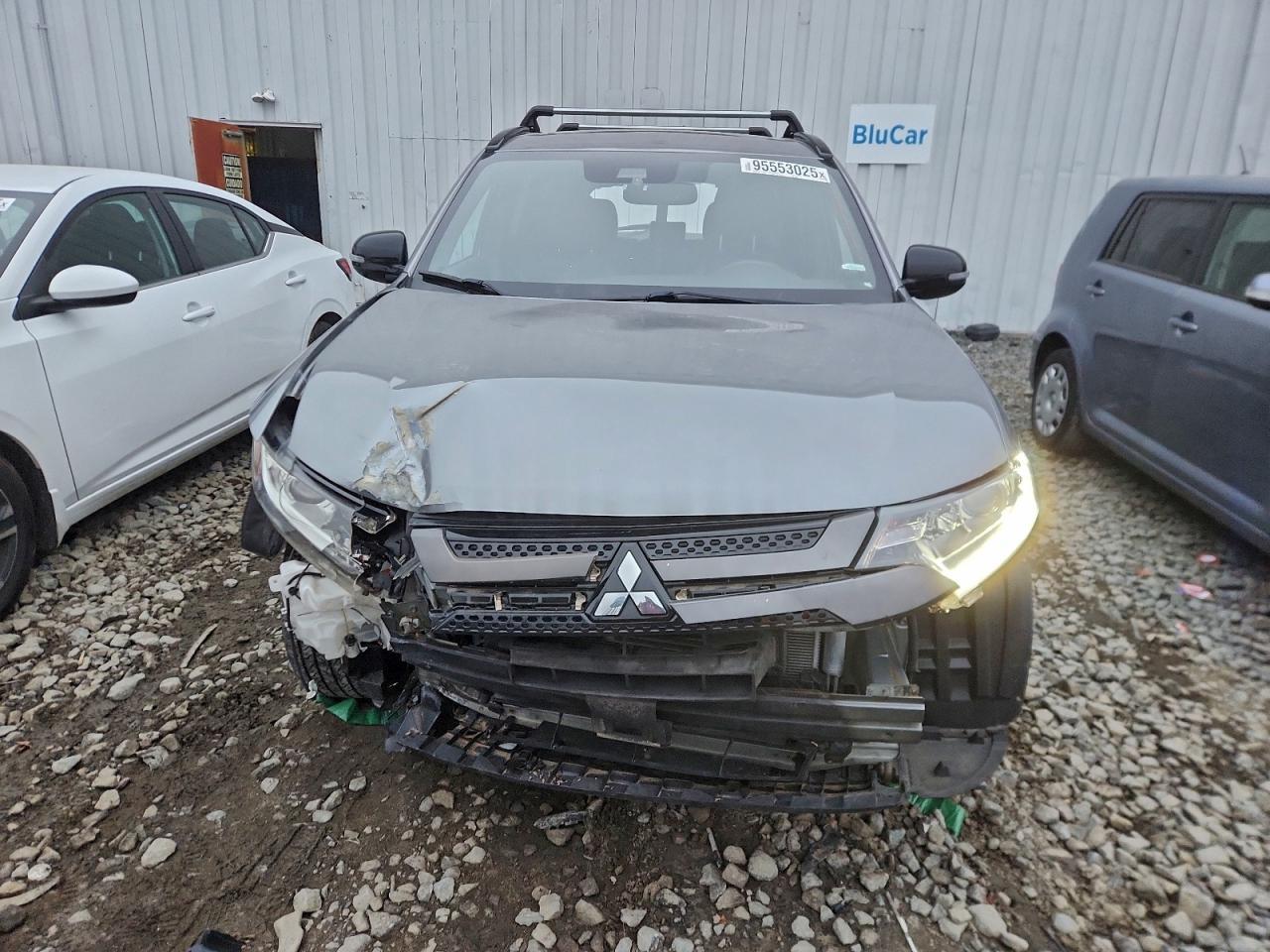 2020 Mitsubishi Outlander Se - Фото 5