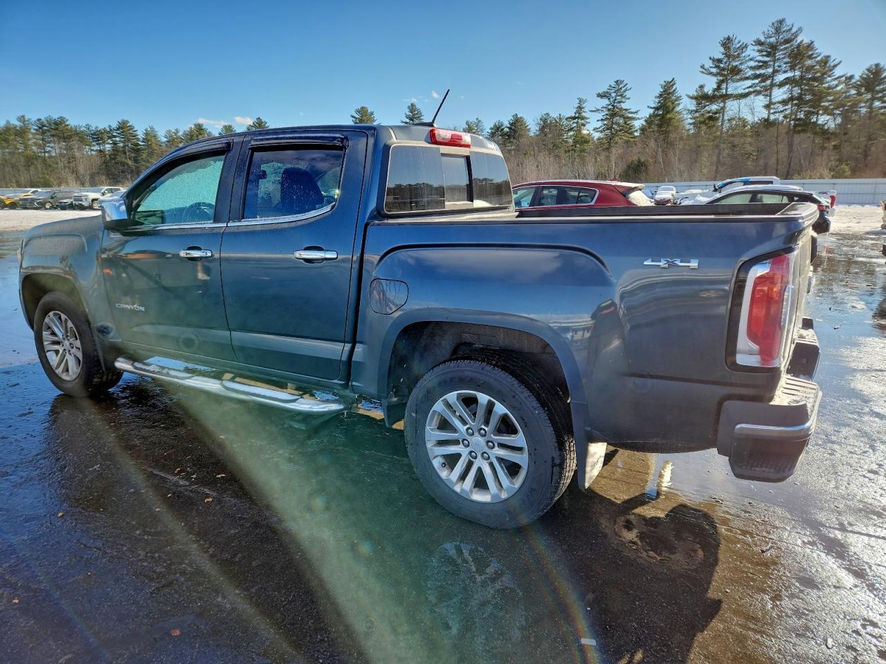 2015 GMC Canyon Slt - Image 2