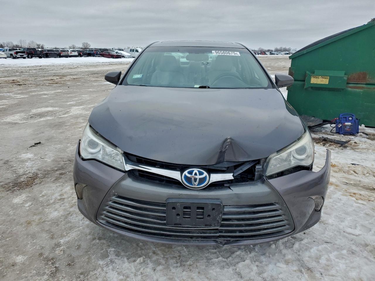 2016 Toyota Camry - Фото 5