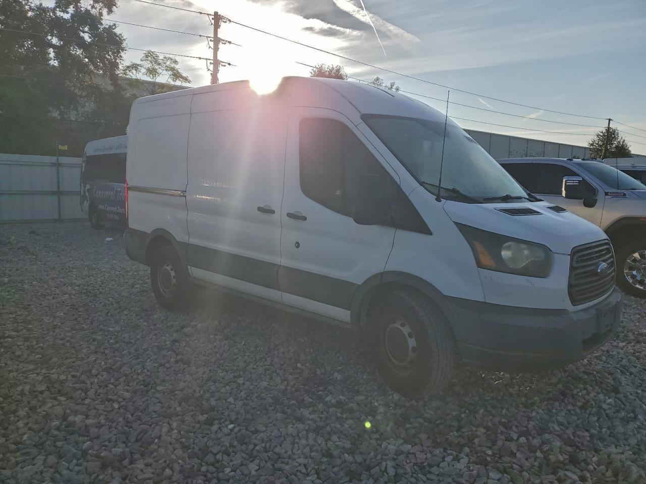 2015 Ford Transit T-250 - Фото 4