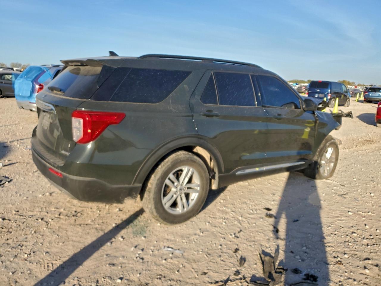 2022 Ford Explorer Xlt - Image 3