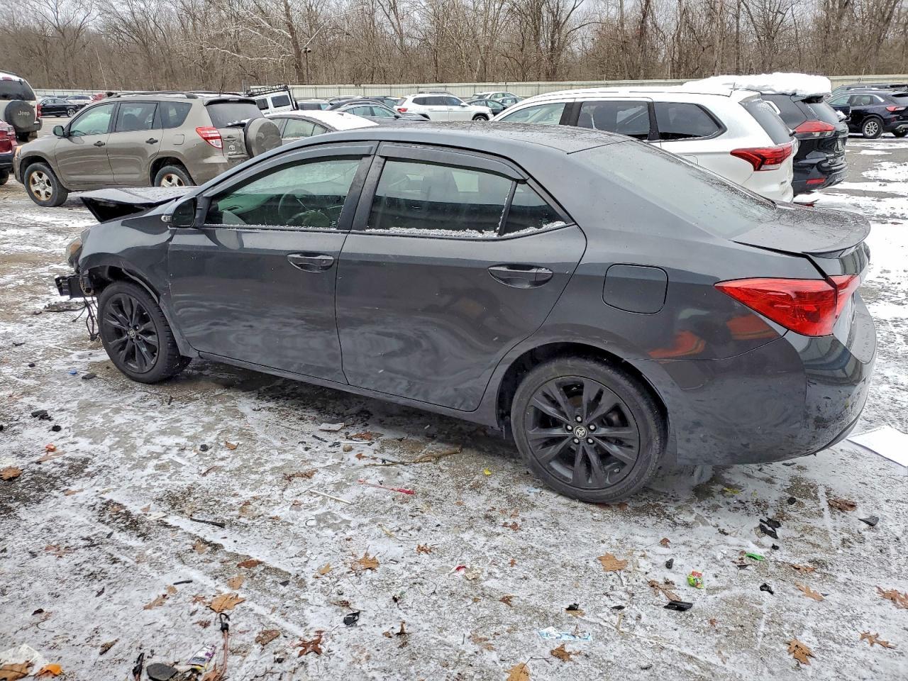 2017 Toyota Corolla L - Фото 2