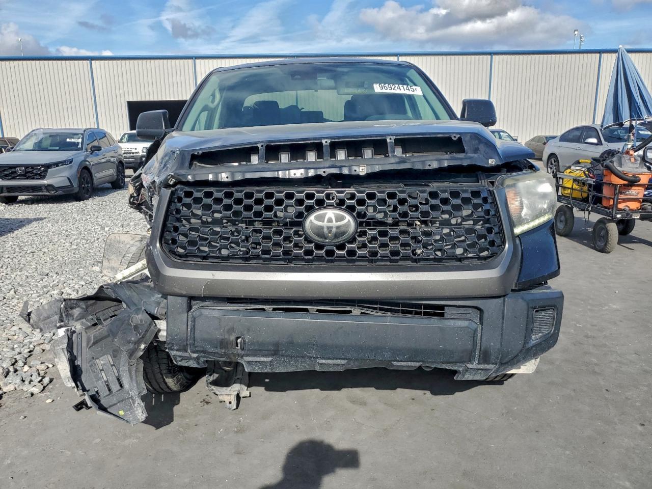 2019 Toyota Tundra Double Cab Sr - Фото 5