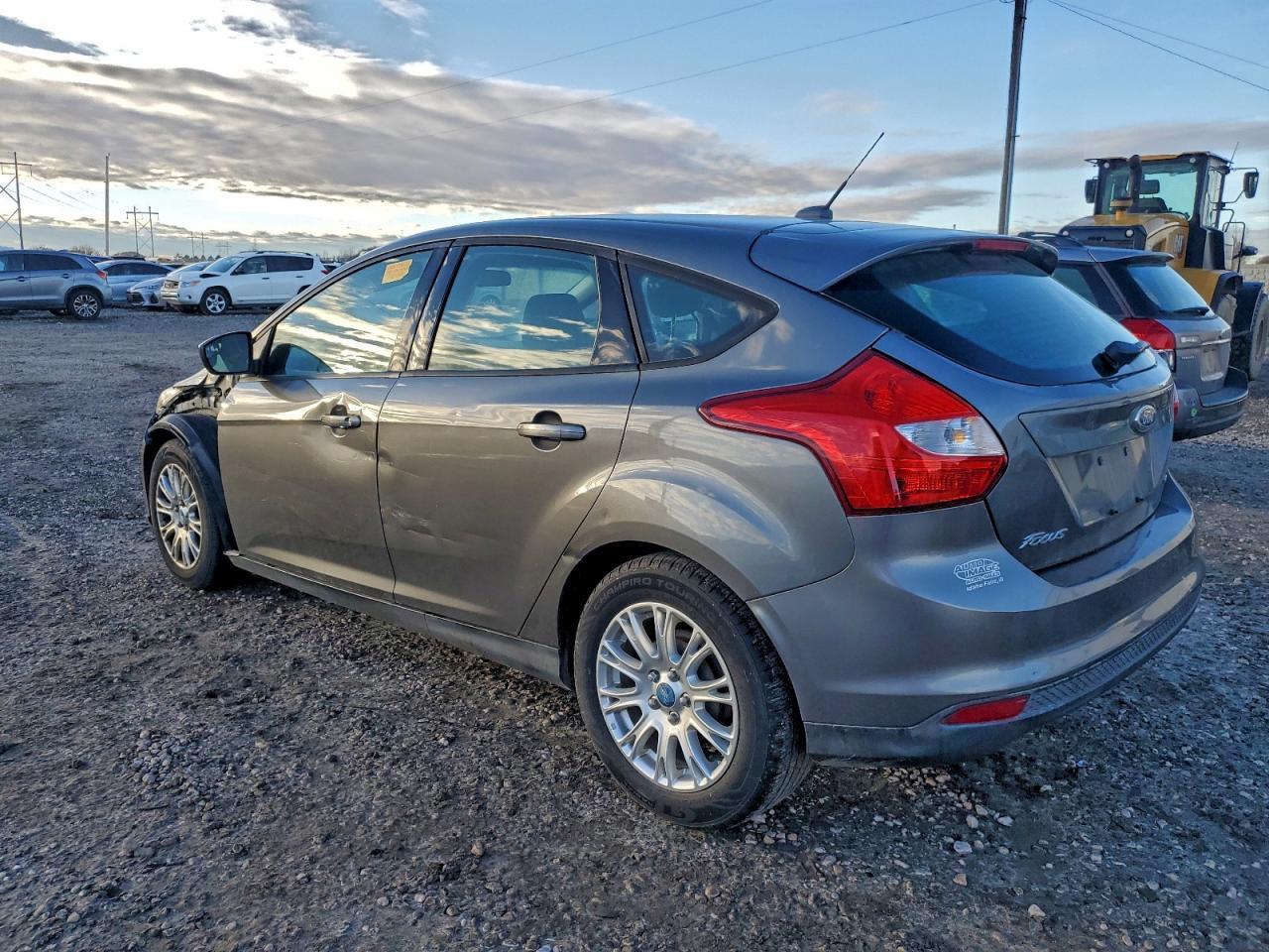2012 Ford Focus Se - Image 2