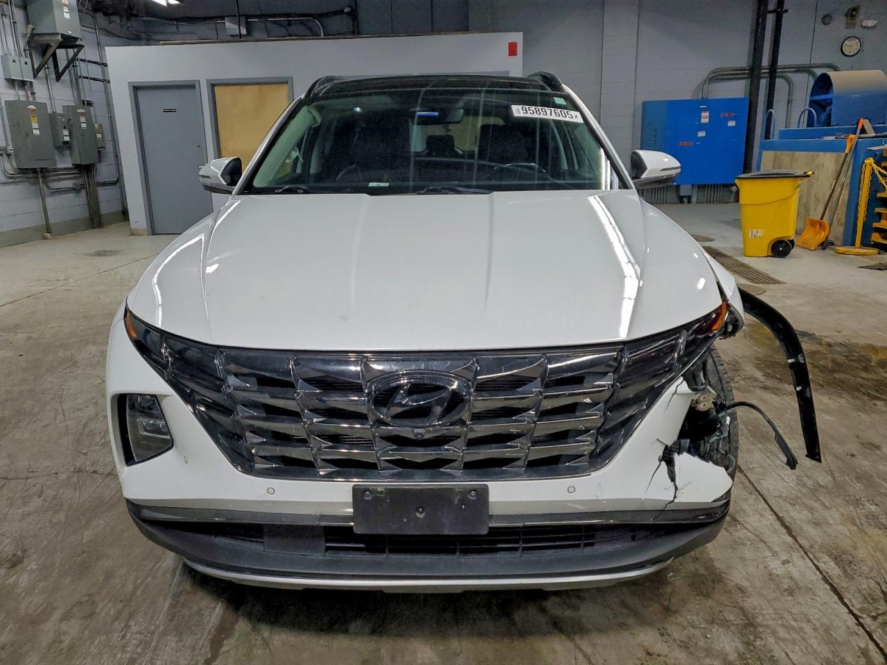 2022 Hyundai Tucson Limited - Image 5