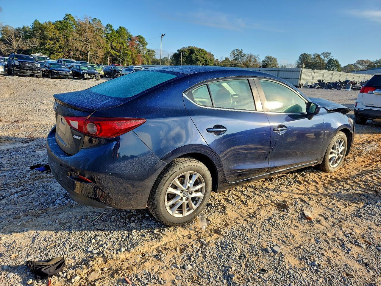 2016 Mazda 3 Touring - Фото 3