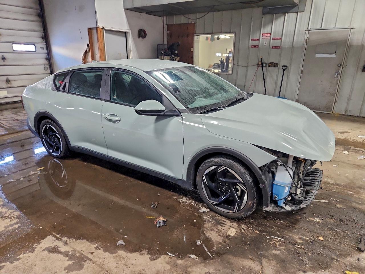2025 Kia K4 Ex - Фото 4
