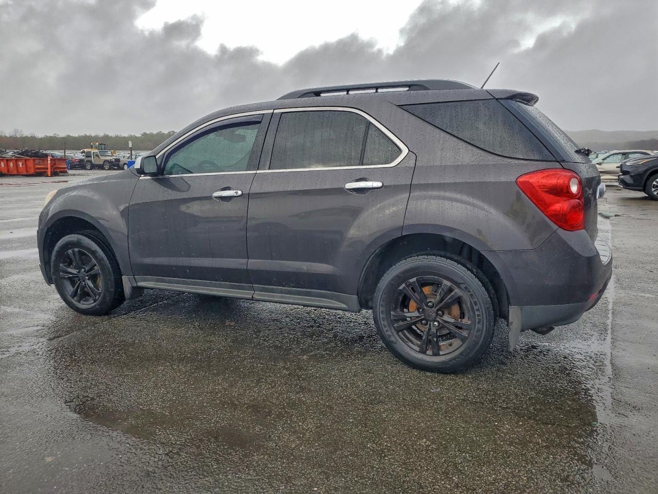 2015 Chevrolet Equinox Lt - Image 2