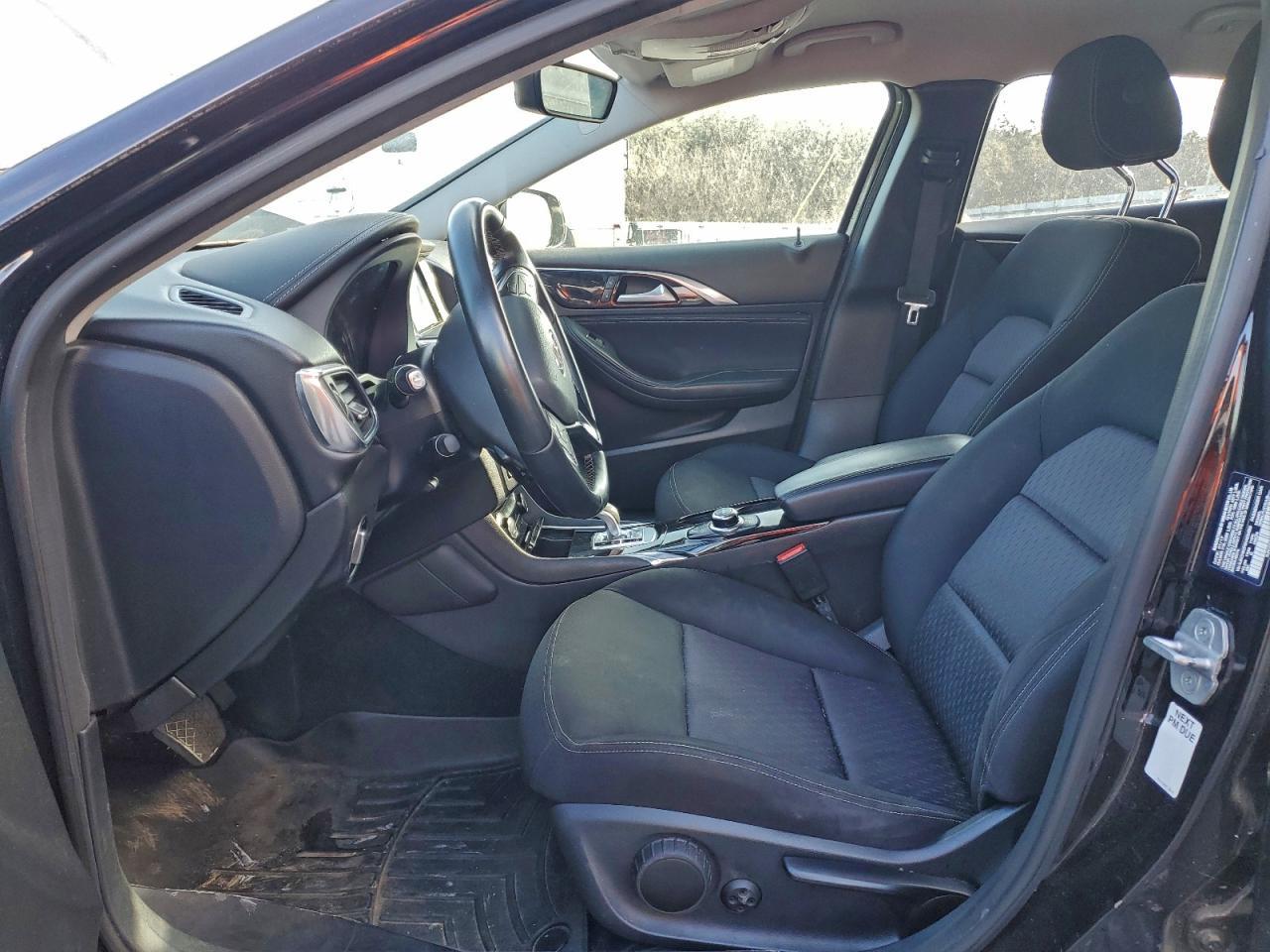 2017 Infiniti Qx30 Base - Image 7