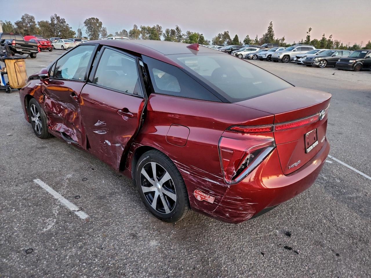 2017 Toyota Mirai Base - Image 2