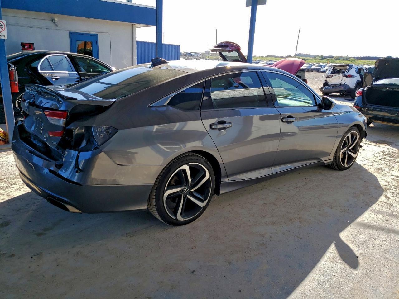 2020 Honda Accord Sport - Image 3