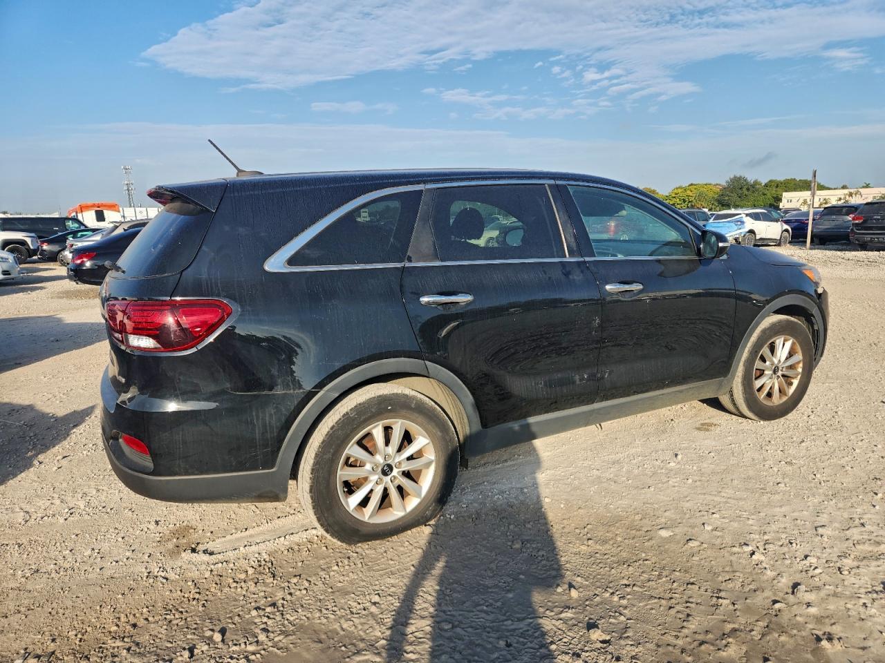2019 Kia Sorento L - Фото 3