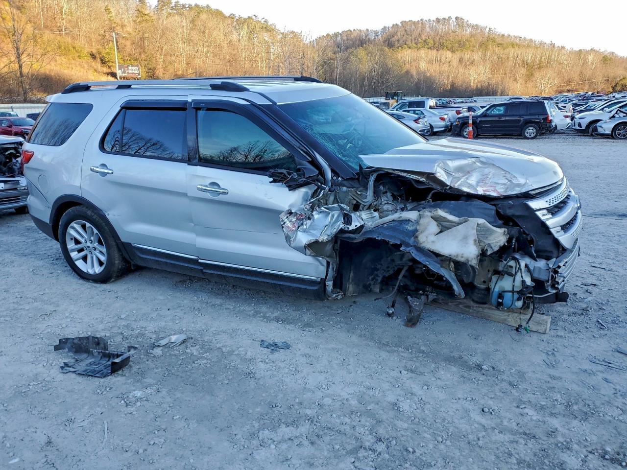 2013 Ford Explorer Xlt - Фото 4