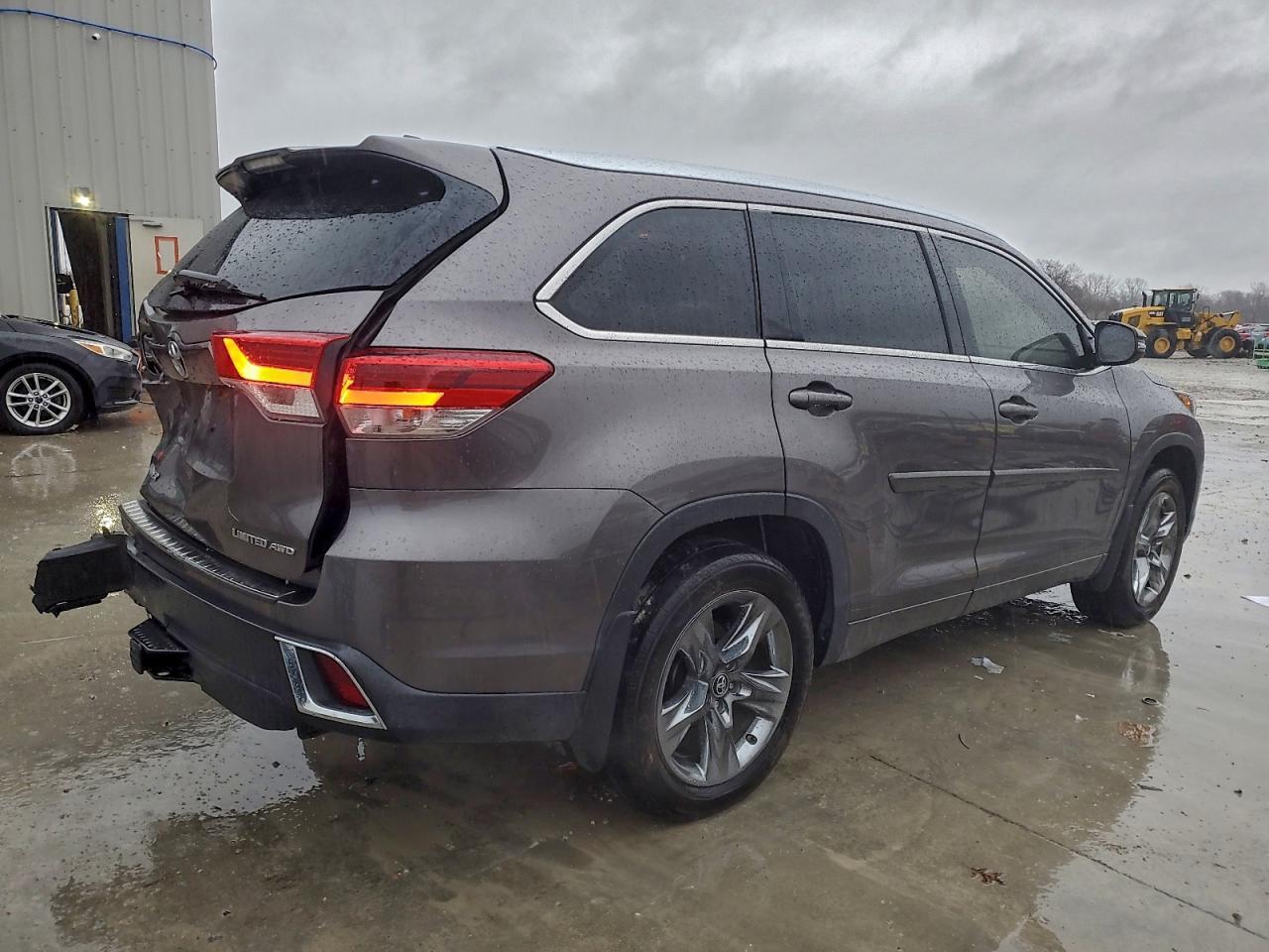 2019 Toyota Highlander - Фото 3