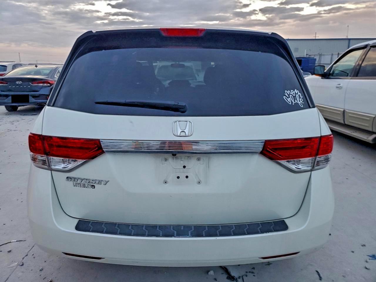 2016 Honda Odyssey Ex - Image 6