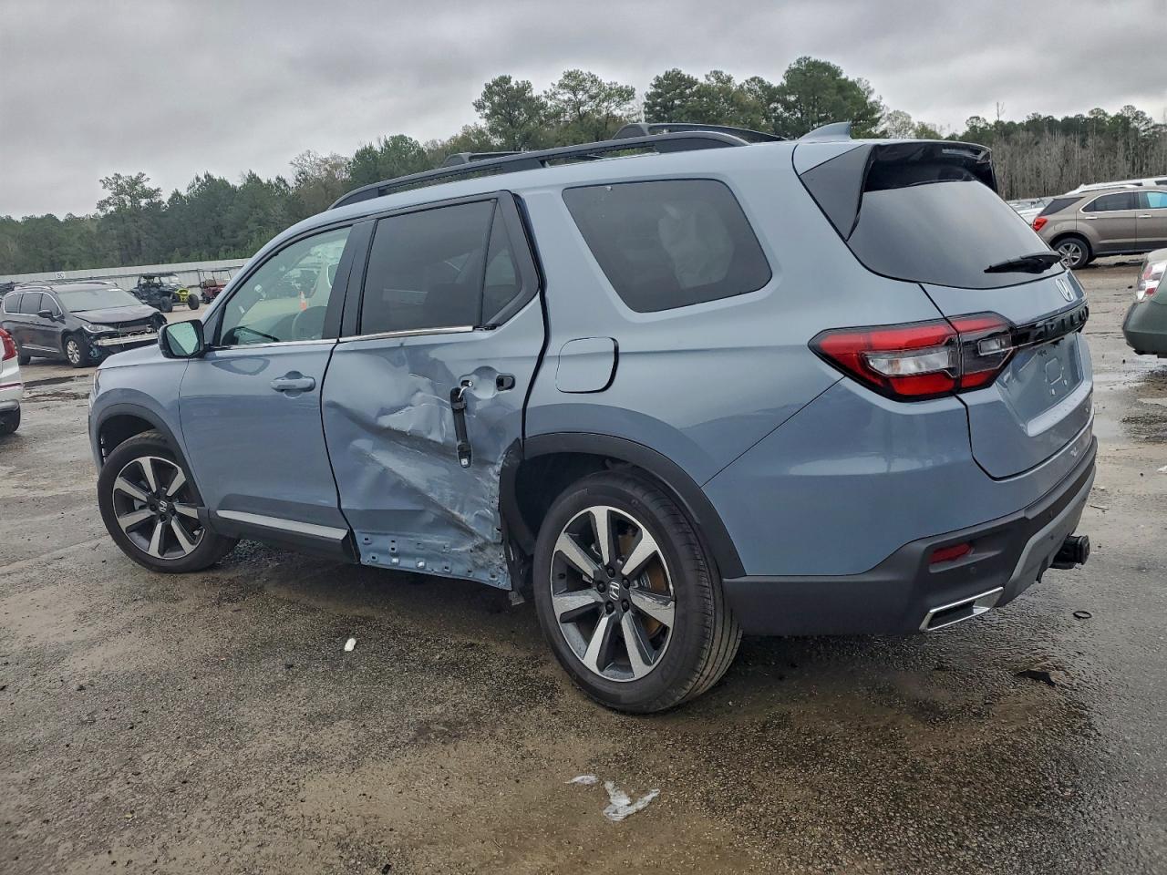 2025 Honda Pilot Touring - Фото 2