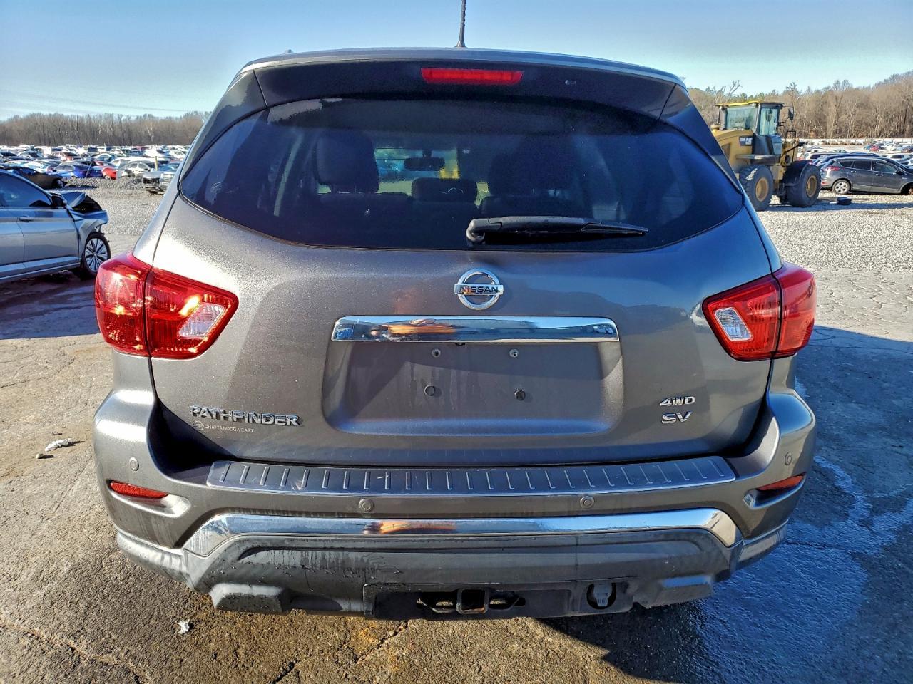 2017 Nissan Pathfinder S - Image 6