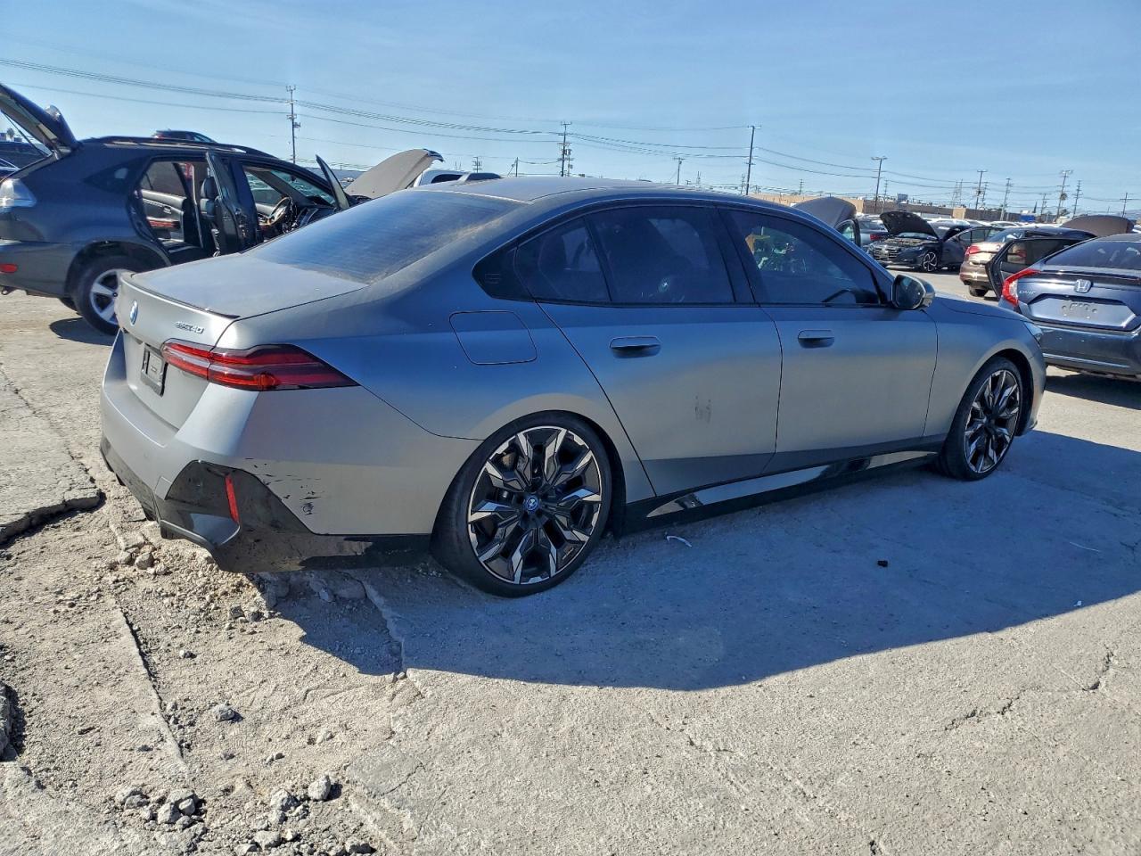 2025 BMW I5 Edrive 40 - Фото 3