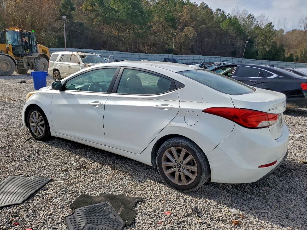 2016 Hyundai Elantra Se - Фото 2
