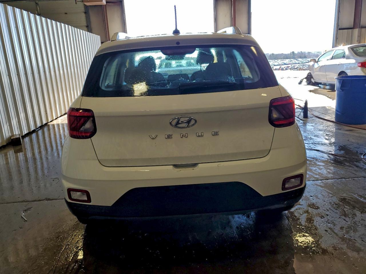 2023 Hyundai Venue Sel - Фото 6