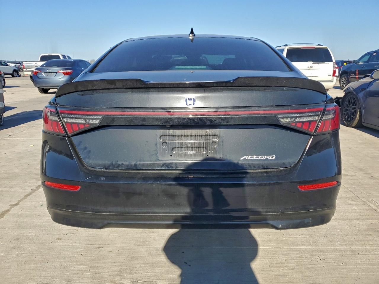 2023 Honda Accord Ex - Фото 6